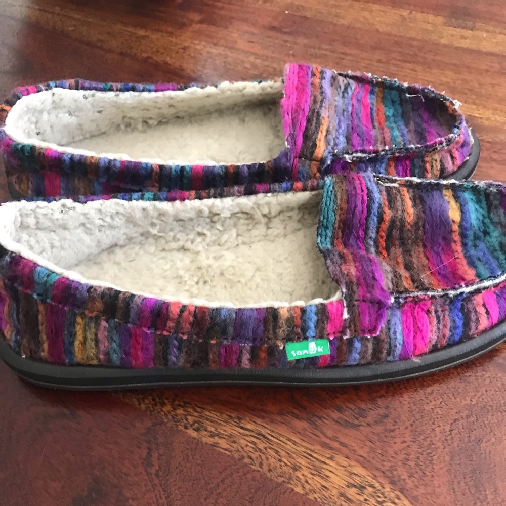 Sanuk Slippers